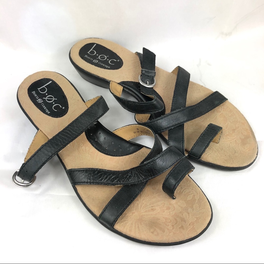 BOC leather sandals black toe strap size 9
